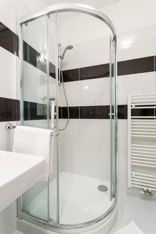 Golden Apartments Rezidence Nova Karolina Οστράβα Εξωτερικό φωτογραφία