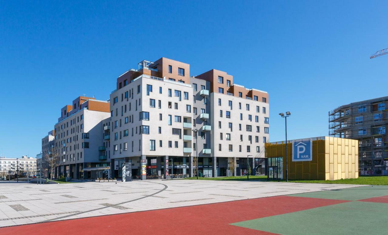 Golden Apartments Rezidence Nova Karolina Οστράβα Εξωτερικό φωτογραφία